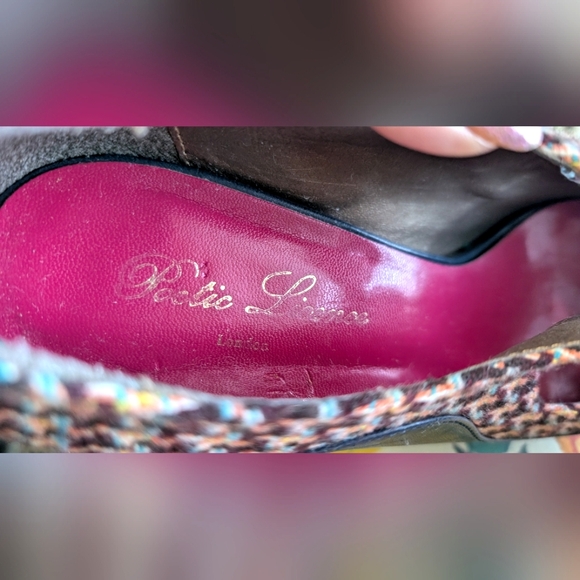 Poetic‎ License Stand Out Navy Pumps - Picture 7 of 14